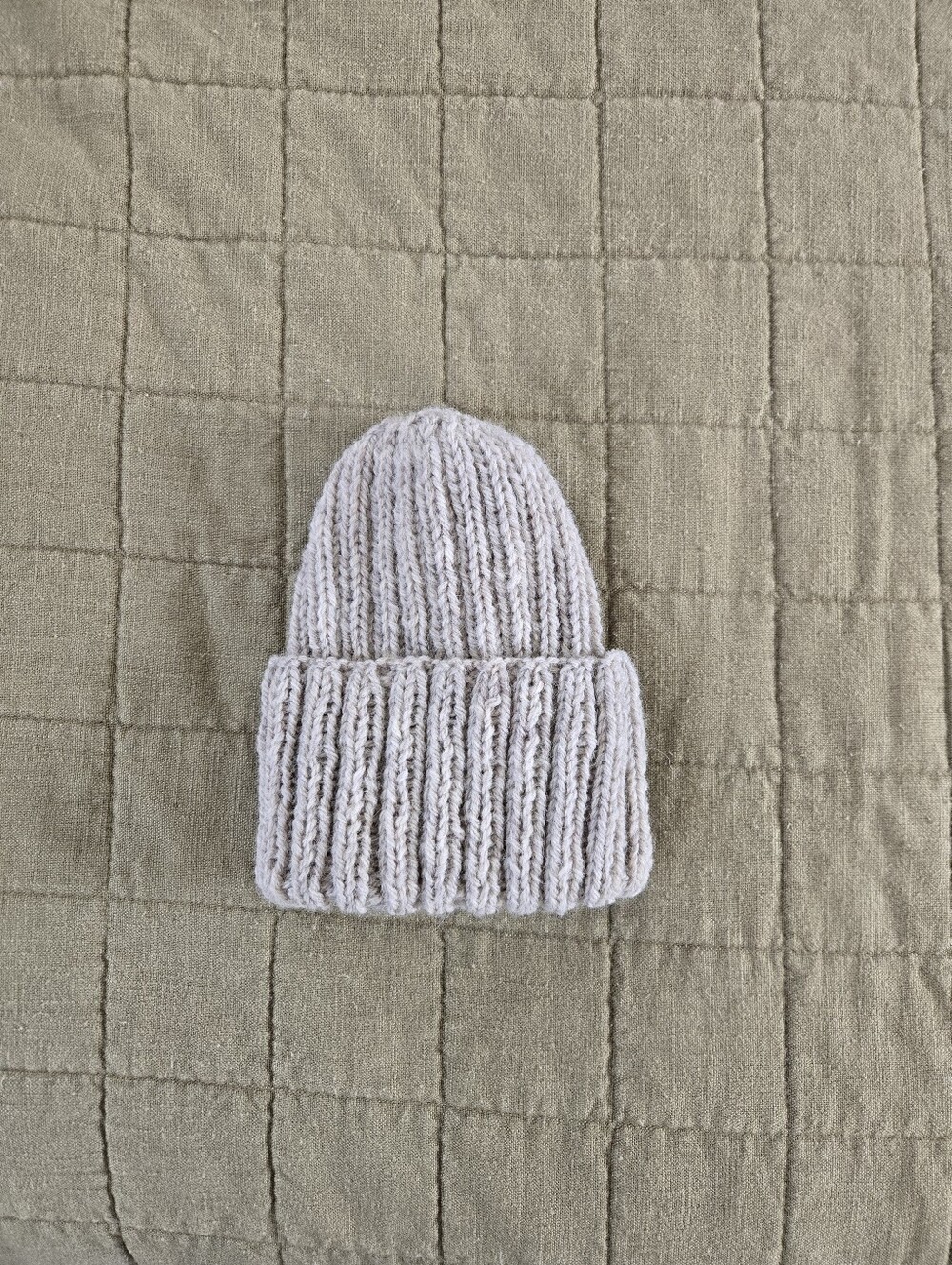 Handknit Stretchy Ribbed Wool Beanie